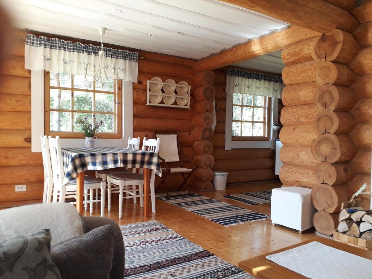 Paehkli Seaside Cottage With Cozy Outdoor Patio Koiguste Kültér fotó
